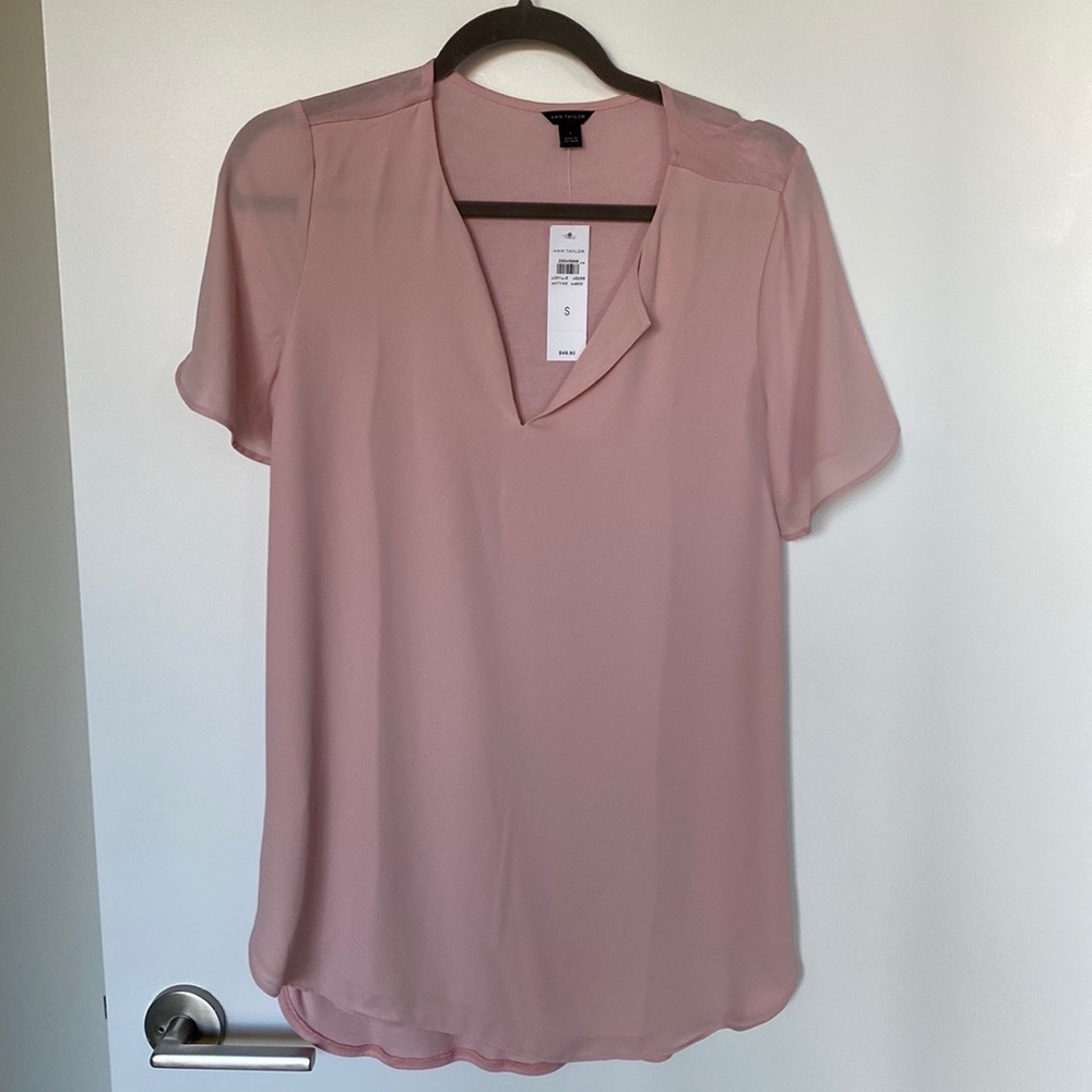 Flowy Ann Taylor top